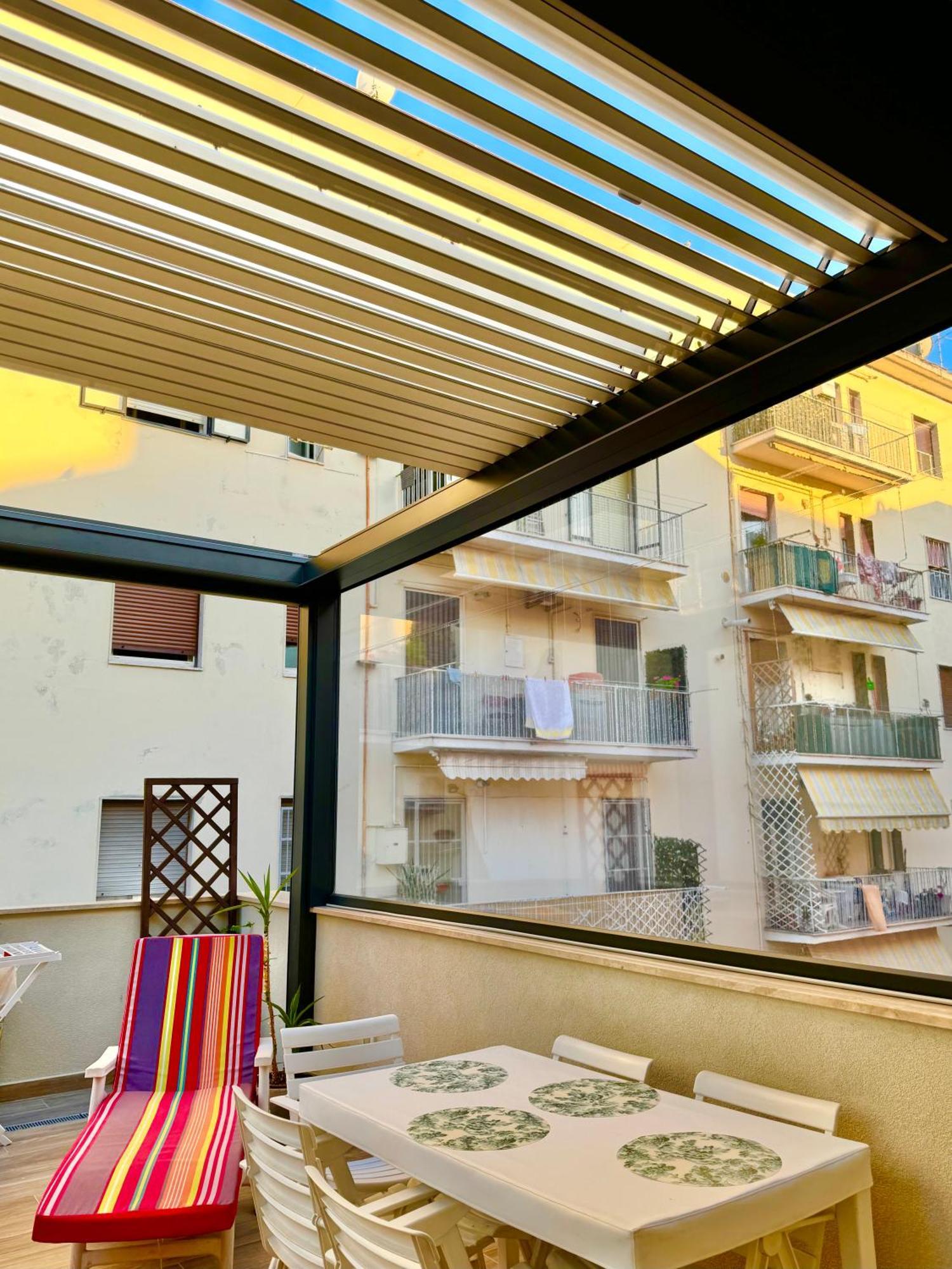 Pescara Centro Silenzioso E Confortevole Con Terrazzo Bioclimatico A 2 Minuti Dal Mare Dış mekan fotoğraf